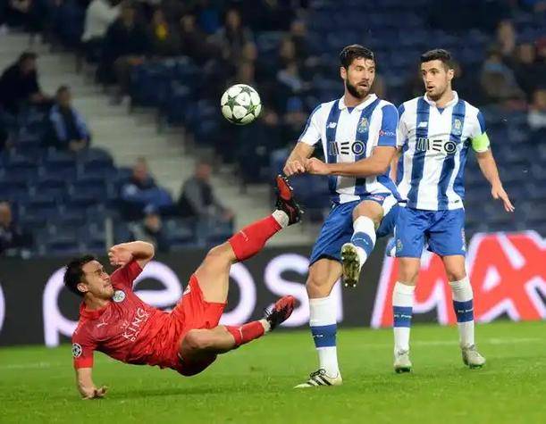 亚博体育包含赛地聚焦——葡超今夜热度飙升；波尔图伤情更新；话题不断；年轻球员得到机会的词条