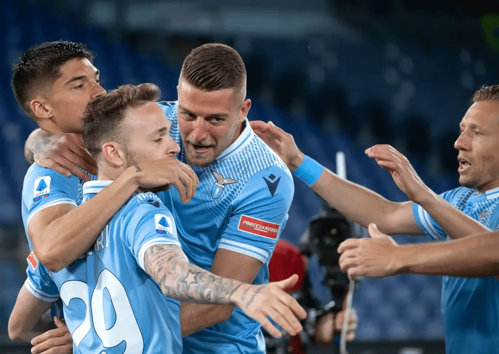 亚博费耶诺德迎欧联关键赛，清晨战术微调，赛场秩序良好，资深球员宣示担当的简单介绍